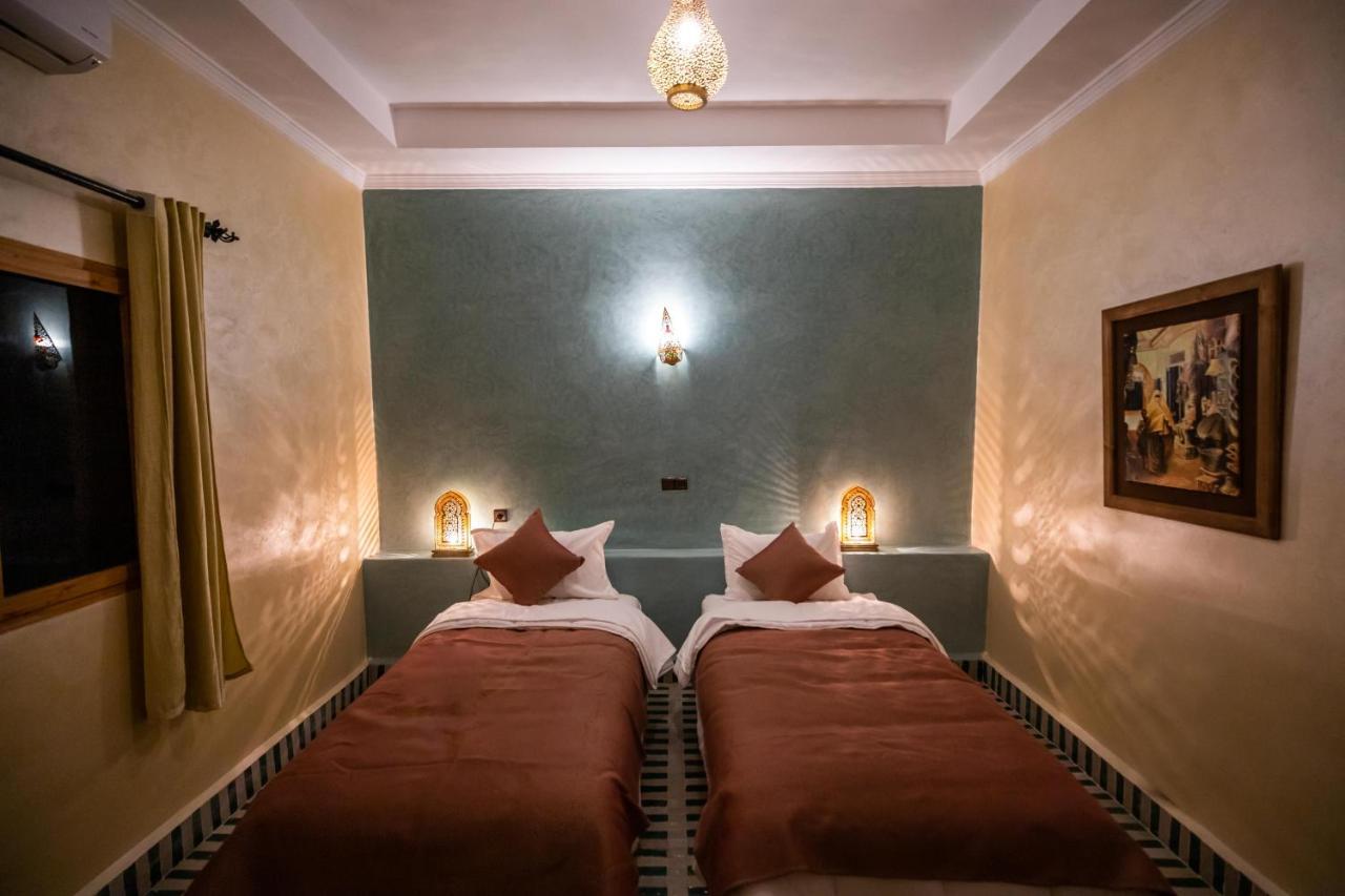 Riad Les Jardins De Мерзуга Екстер'єр фото