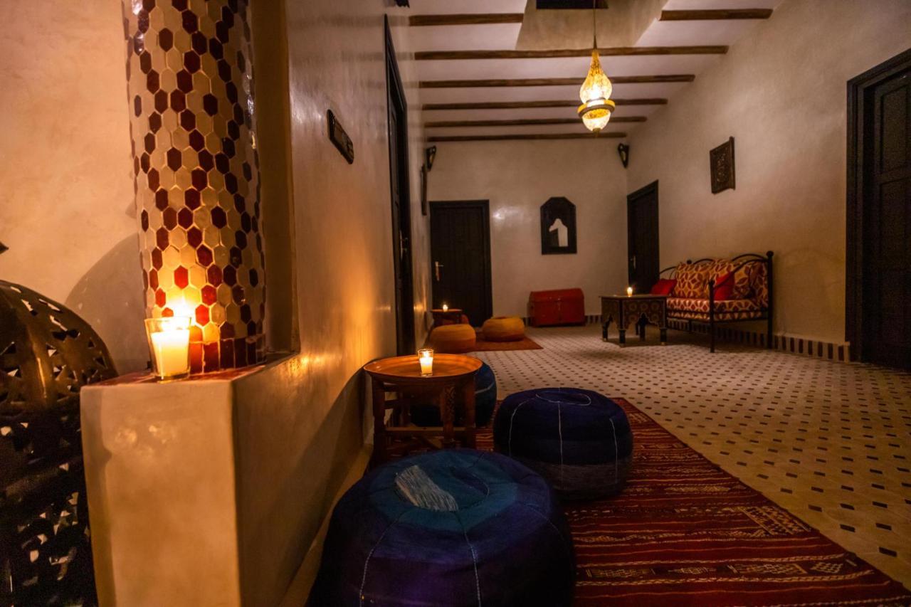 Riad Les Jardins De Мерзуга Екстер'єр фото
