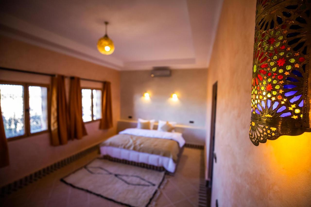 Riad Les Jardins De Мерзуга Екстер'єр фото