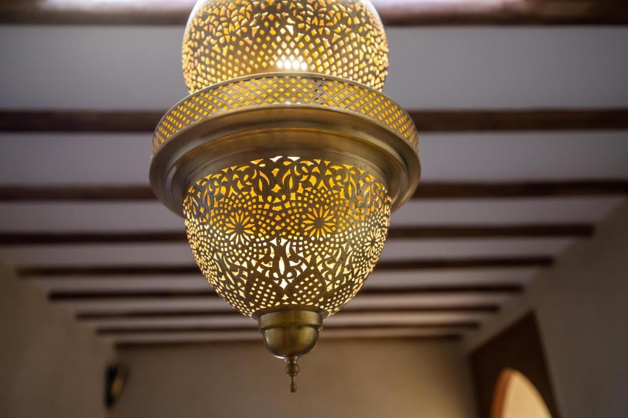 Riad Les Jardins De Мерзуга Екстер'єр фото