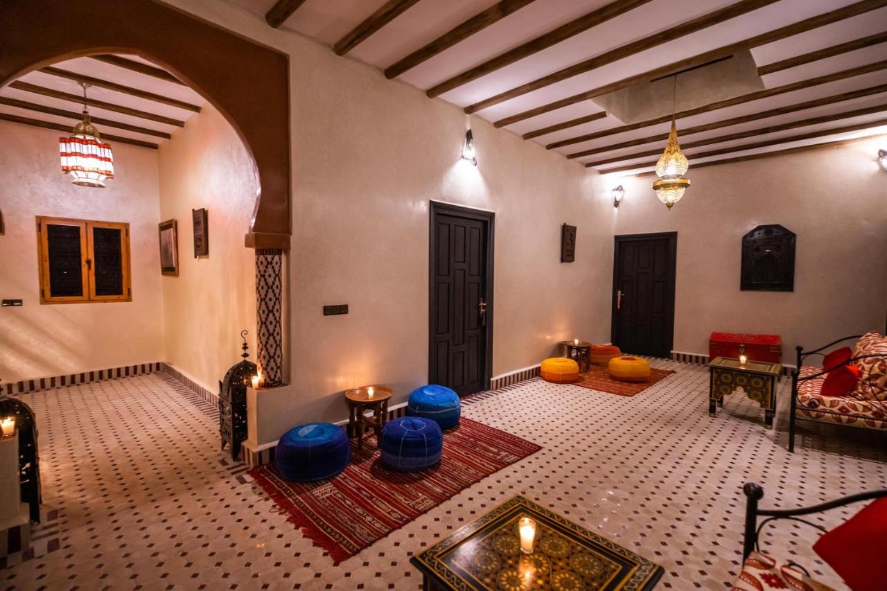 Riad Les Jardins De Мерзуга Екстер'єр фото
