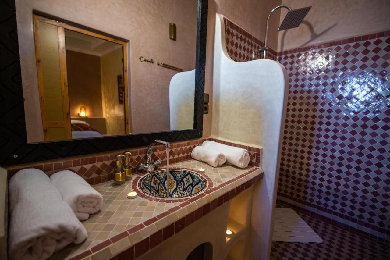 Riad Les Jardins De Мерзуга Екстер'єр фото